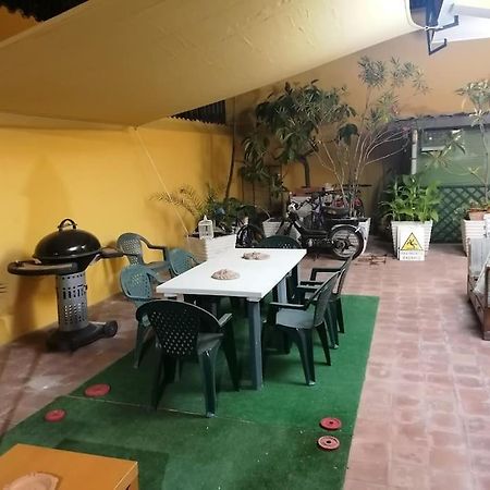 Appartement La Casa Di Mio Padre à Naples Extérieur photo