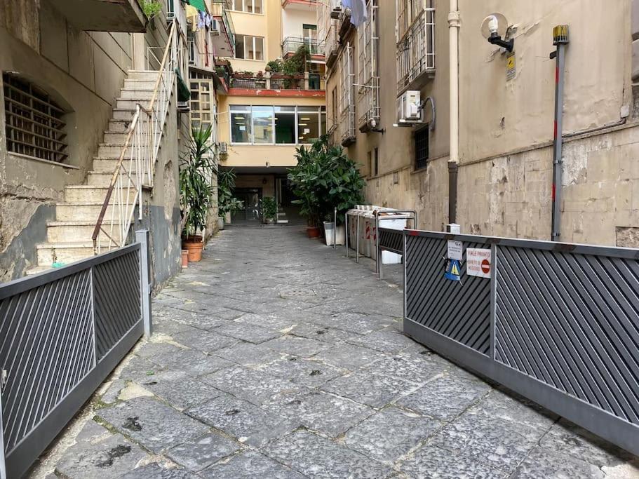 Appartement La Casa Di Mio Padre à Naples Extérieur photo