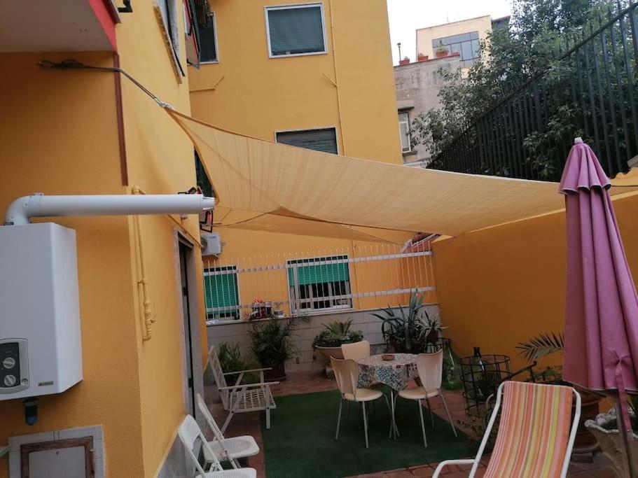 Appartement La Casa Di Mio Padre à Naples Extérieur photo