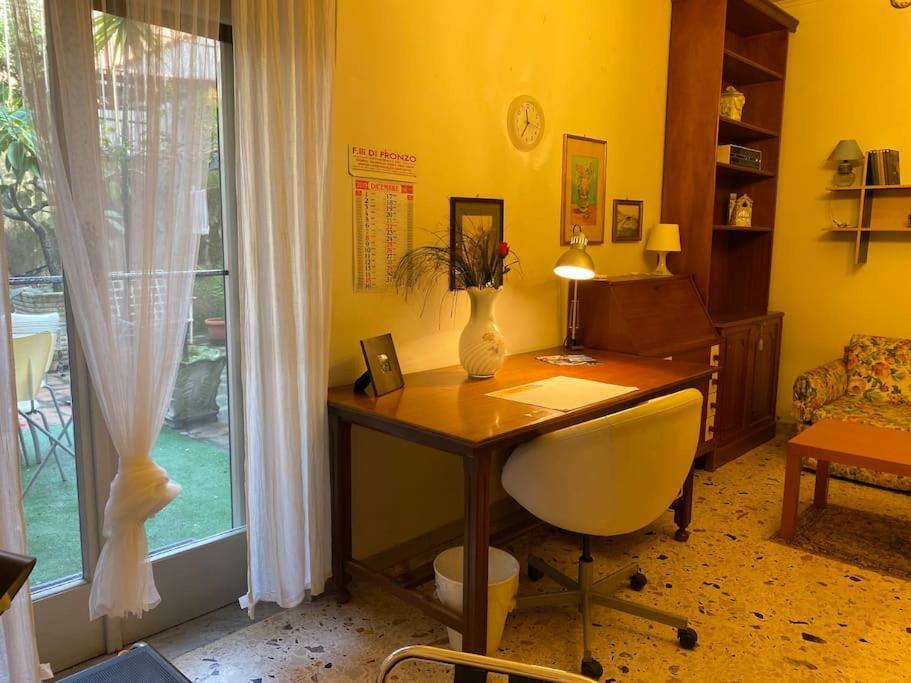 Appartement La Casa Di Mio Padre à Naples Extérieur photo