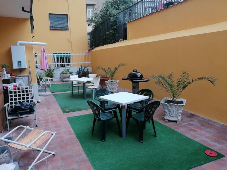 Appartement La Casa Di Mio Padre à Naples Extérieur photo