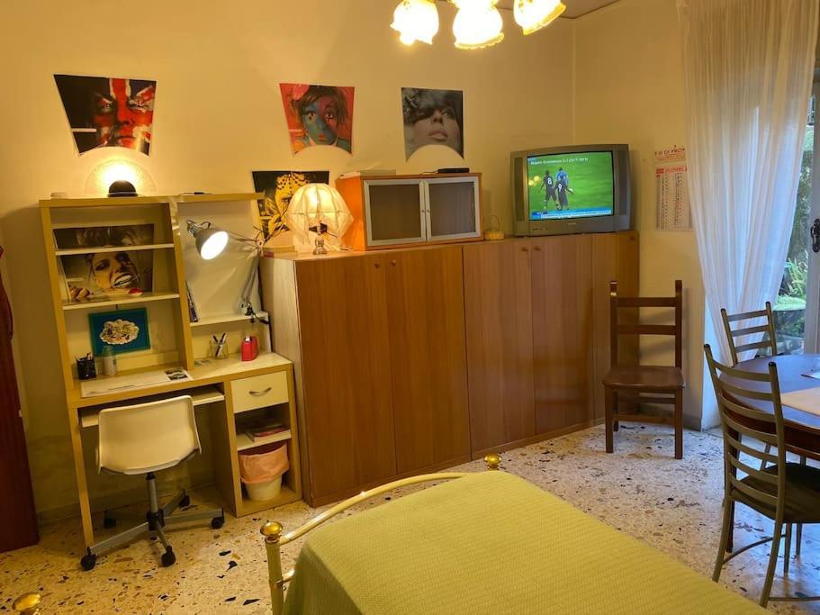 Appartement La Casa Di Mio Padre à Naples Extérieur photo