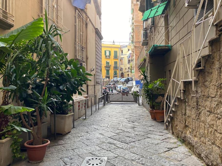 Appartement La Casa Di Mio Padre à Naples Extérieur photo