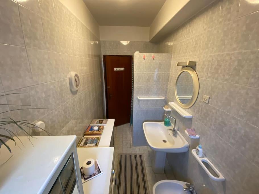 Appartement La Casa Di Mio Padre à Naples Extérieur photo